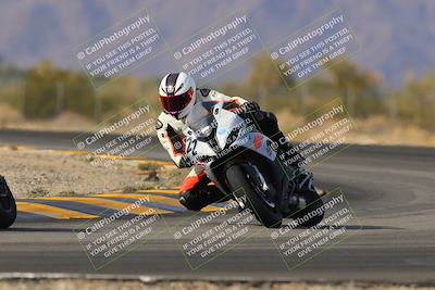 media/Dec-17-2022-SoCal Trackdays (Sat) [[224abd9271]]/Turn 7 Set 1 (1125am)/